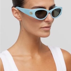 ❌Gucci Light Blue and Black Sunglasses